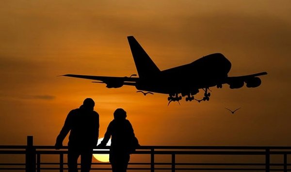 Comment profiter des offres de dernière minute pour voyager moins cher ?