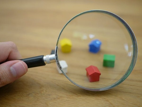 Comment comparer les prix et les avis des hébergements sur internet ?